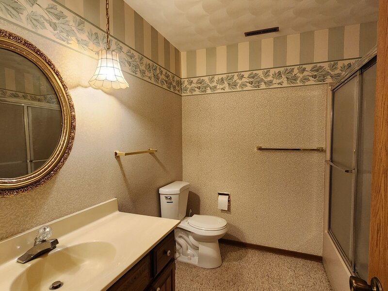 814 13th Avenue Clinton IA 52732