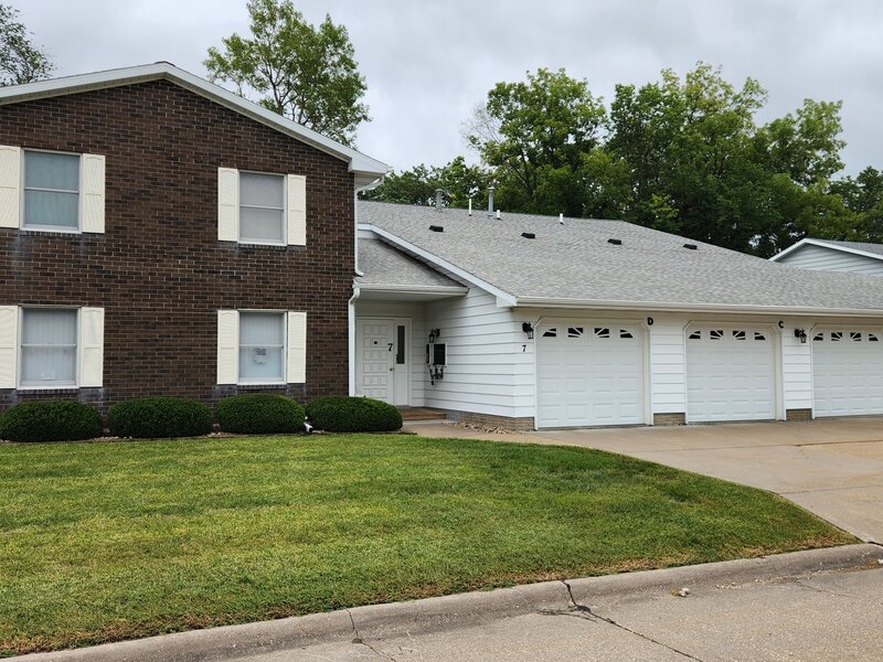 814 13th Avenue Clinton IA 52732