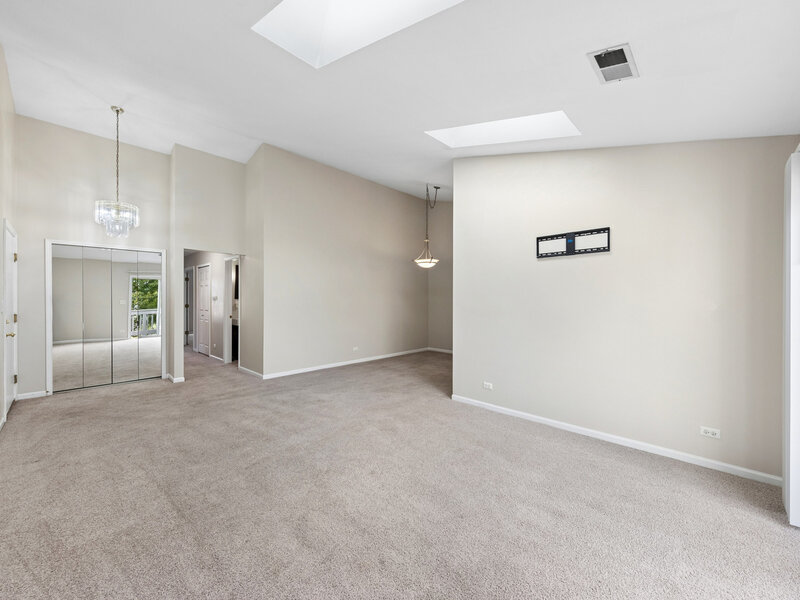 240 Ashbury Lane Roselle IL 60172