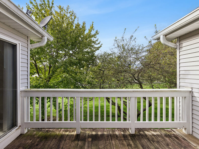 240 Ashbury Lane Roselle IL 60172