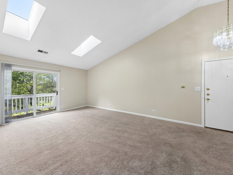 240 Ashbury Lane Roselle IL 60172
