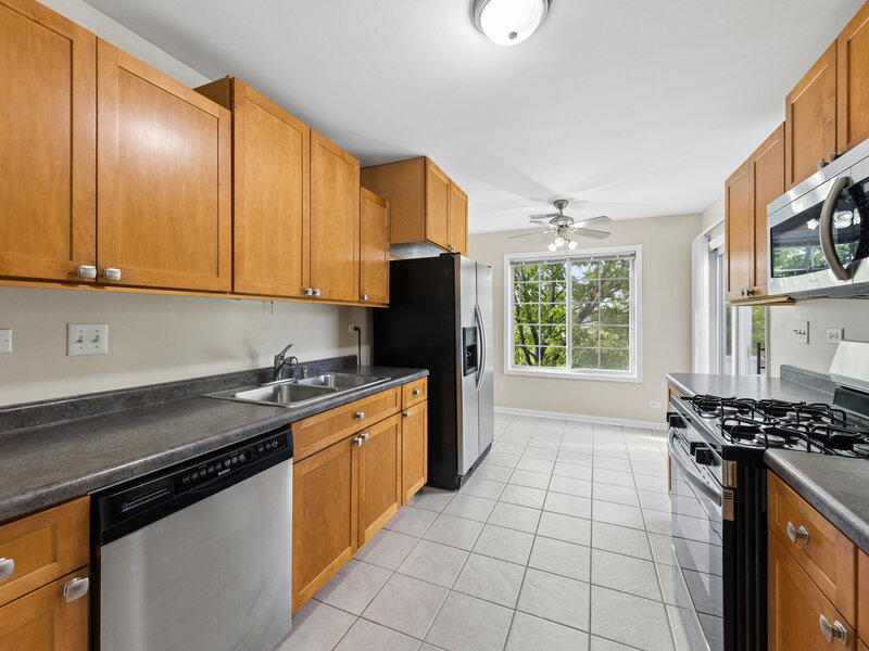 240 Ashbury Lane Roselle IL 60172