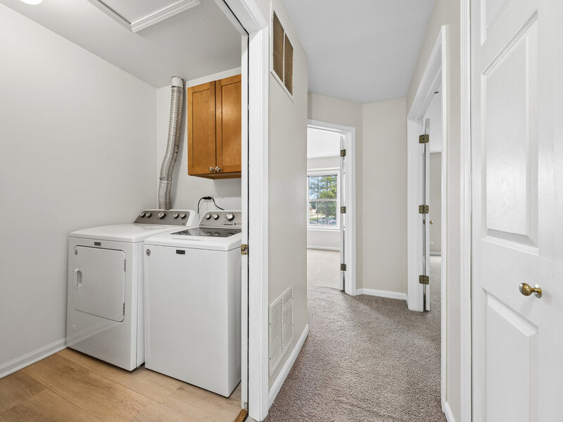 240 Ashbury Lane Roselle IL 60172