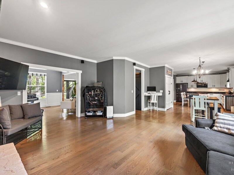 399 Asbury Avenue Fox River Grove IL 60021