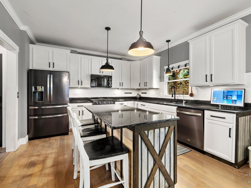 399 Asbury Avenue Fox River Grove IL 60021