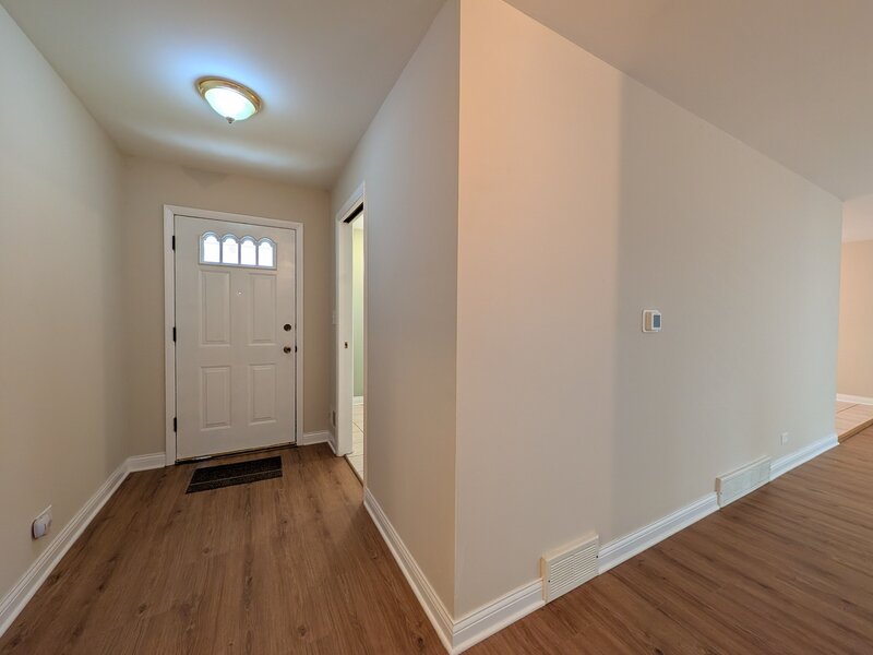 1958 W Morse Avenue Chicago IL 60626