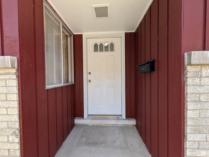 1958 W Morse Avenue Chicago IL 60626