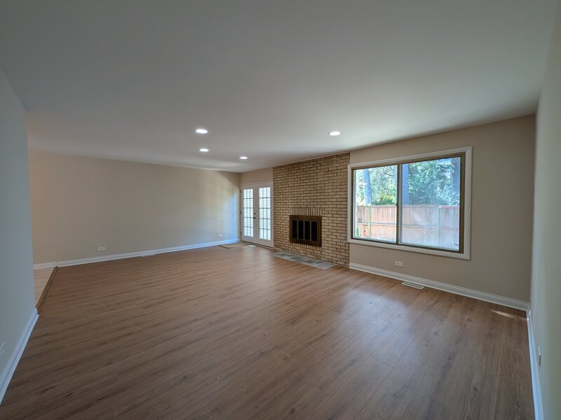 1958 W Morse Avenue Chicago IL 60626