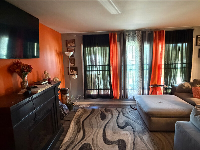 1135 E 159th Place South Holland IL 60473