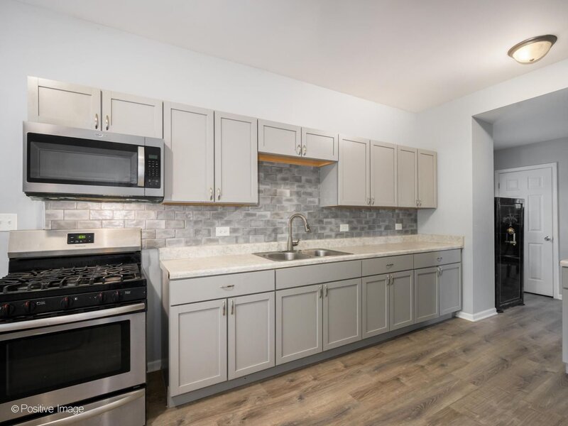 15709 Lexington Avenue Harvey IL 60426