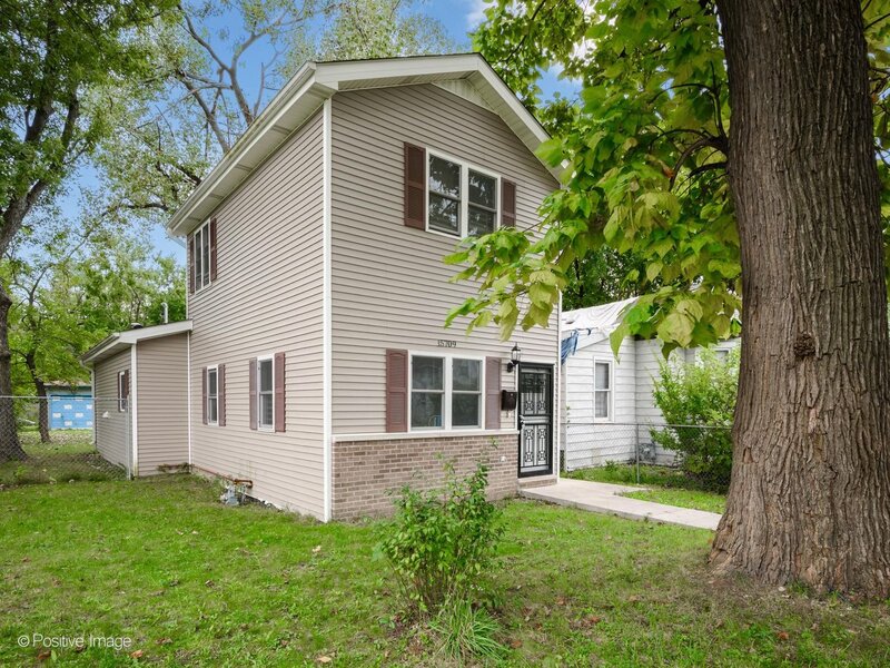 15709 Lexington Avenue Harvey IL 60426