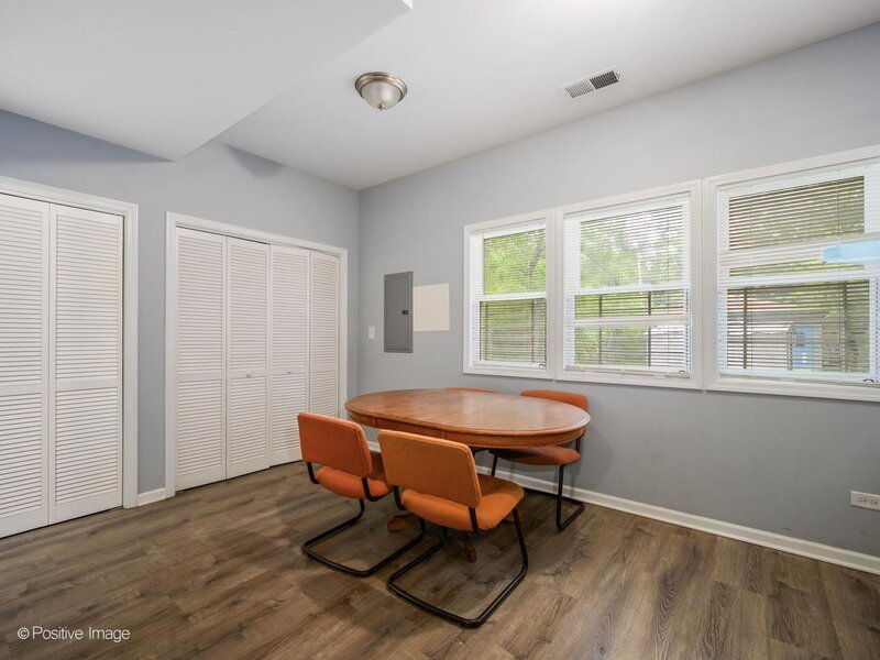 15709 Lexington Avenue Harvey IL 60426