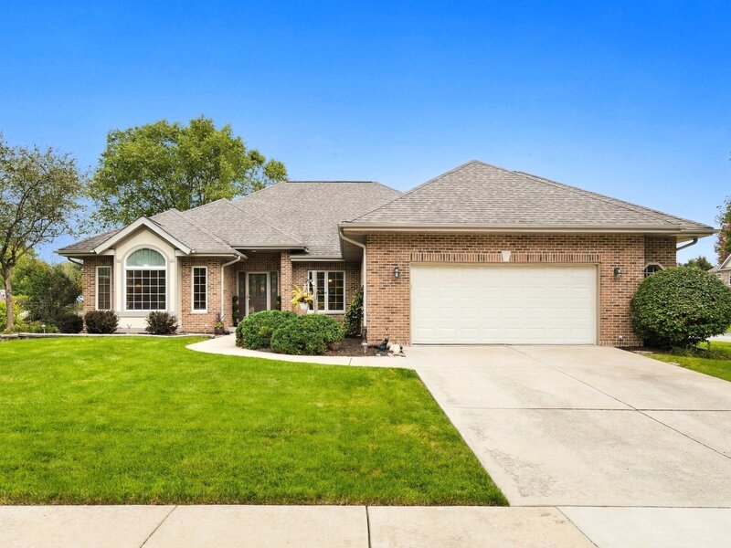 781 Arrowhead Drive Yorkville IL 60560
