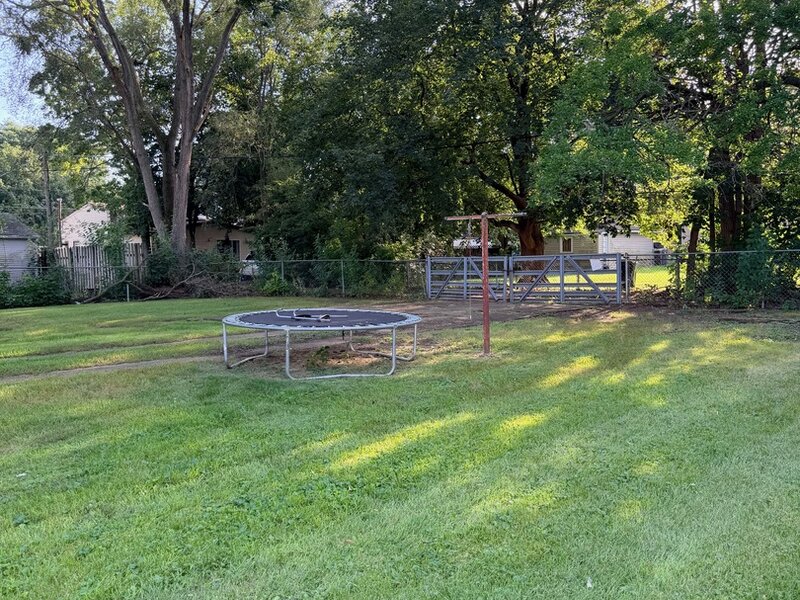 2010 Latham Street Rockford IL 61103