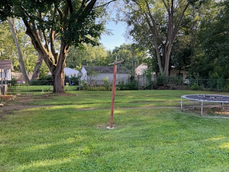 2010 Latham Street Rockford IL 61103