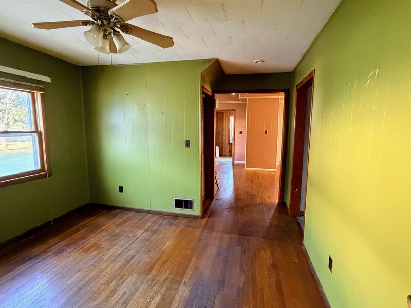 2010 Latham Street Rockford IL 61103