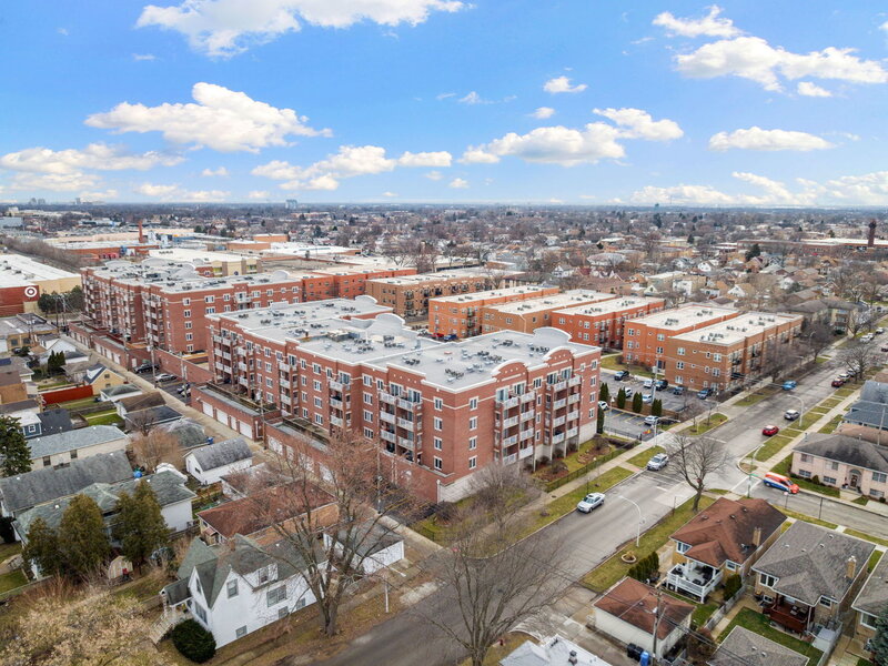 6559 W George Street Chicago IL 60634