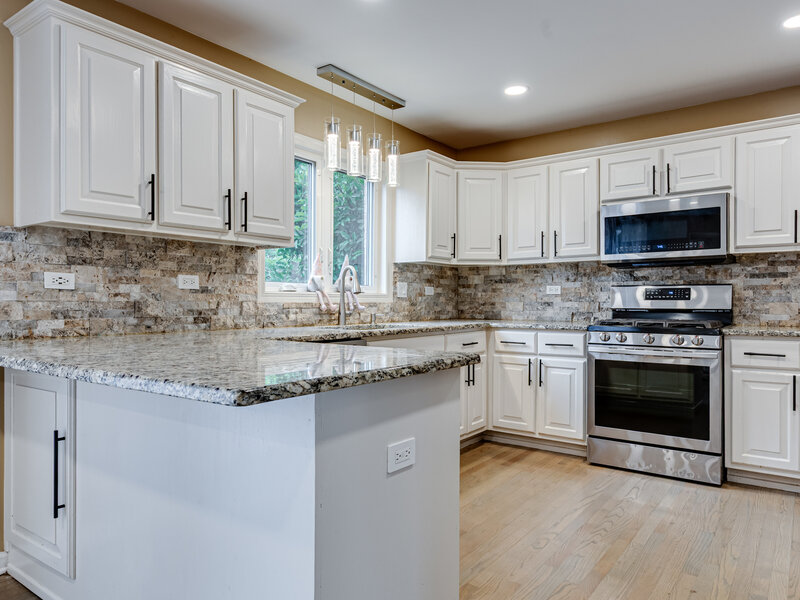 1124 Covington Drive Lemont IL 60439