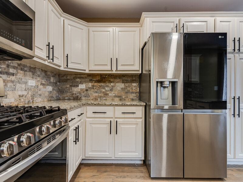 1124 Covington Drive Lemont IL 60439