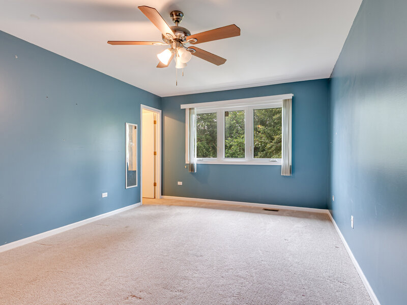 1124 Covington Drive Lemont IL 60439