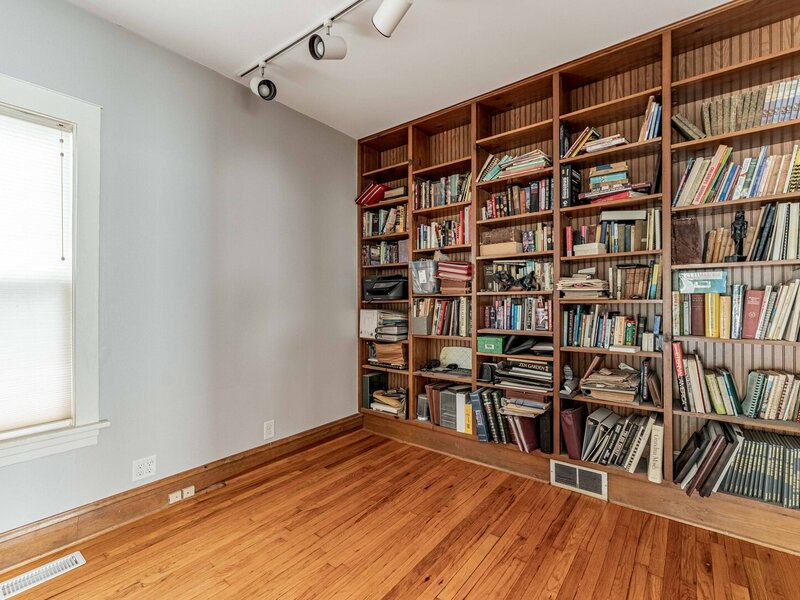 718 N Ridgeland Avenue Oak Park IL 60302