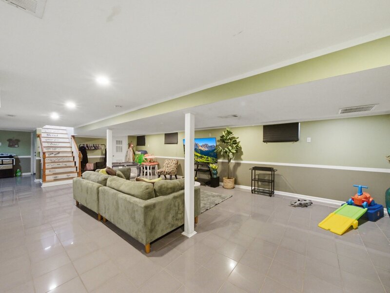 2847 N Moody Avenue Chicago IL 60634