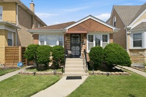 Photo of 2847 N Moody Avenue Chicago IL 60634