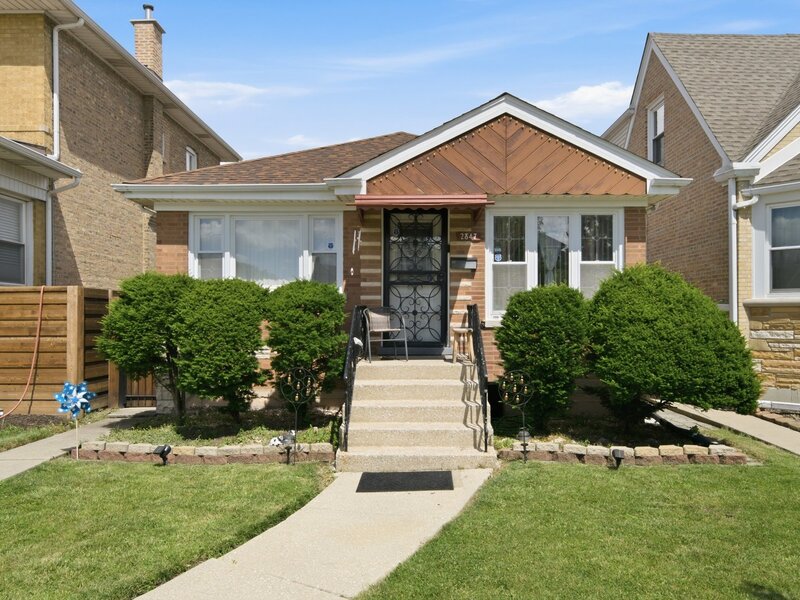 2847 N Moody Avenue Chicago IL 60634