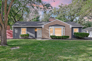 Photo of 350 Oakwood Street Park Forest IL 60466