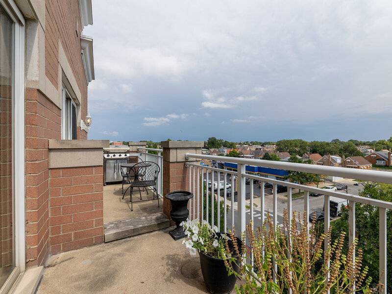 3258 N Harlem Avenue Chicago IL 60634