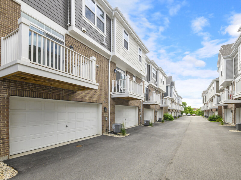 9242 143rd Street Orland Park IL 60462