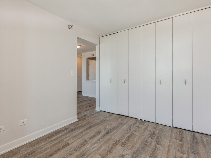 111 W Maple Street Chicago IL 60610