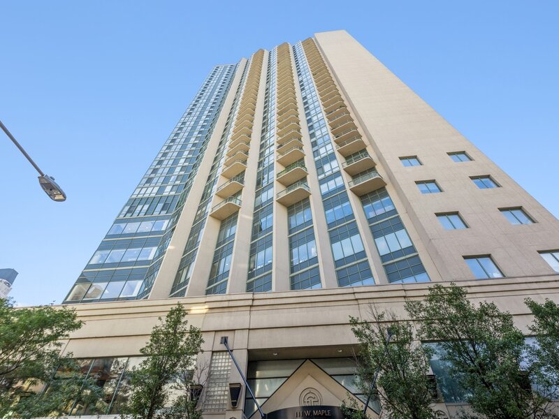 111 W Maple Street Chicago IL 60610