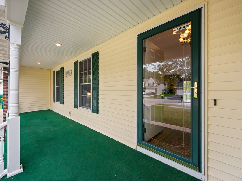 1338 Foxbend Drive Sycamore IL 60178