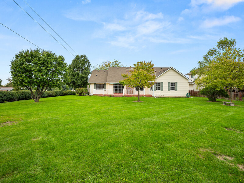 1338 Foxbend Drive Sycamore IL 60178