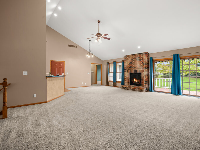 1338 Foxbend Drive Sycamore IL 60178