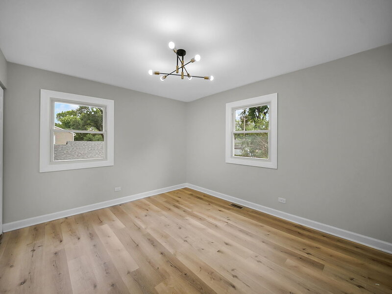 132 N Pinecrest Road Bolingbrook IL 60440