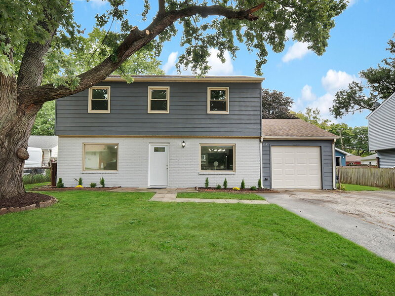 132 N Pinecrest Road Bolingbrook IL 60440