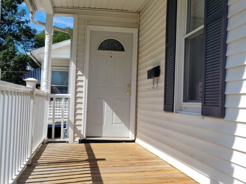 1734 Davie Street Davenport IA 52804