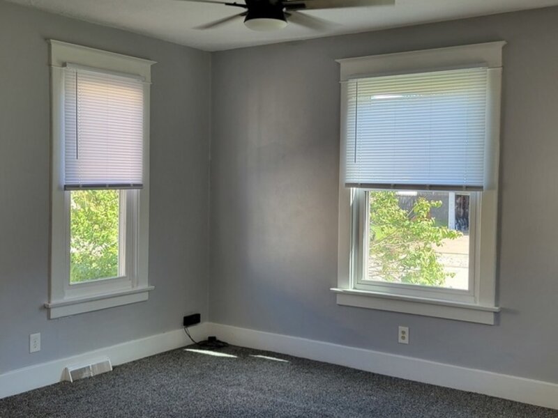1734 Davie Street Davenport IA 52804