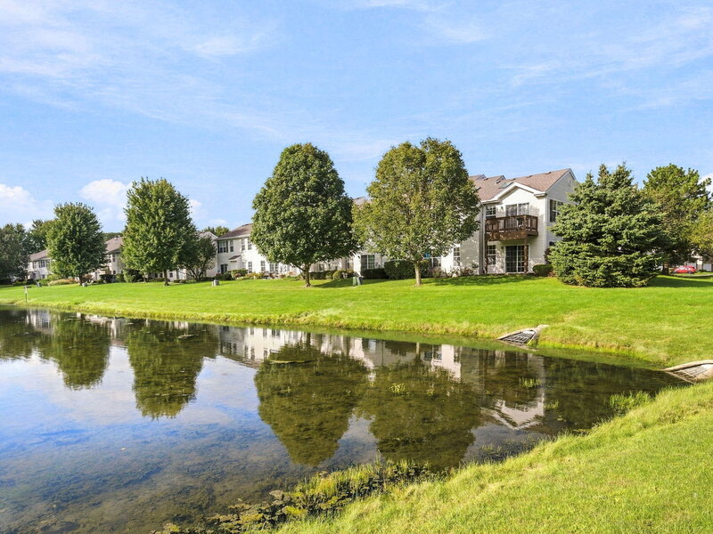 2469 Stoughton Circle Aurora IL 60502