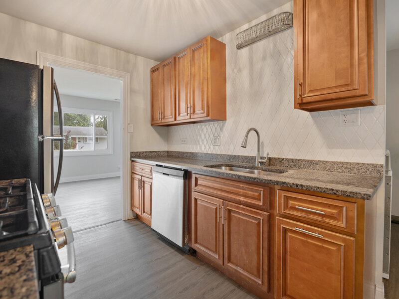 205 Hereford Drive Steger IL 60475