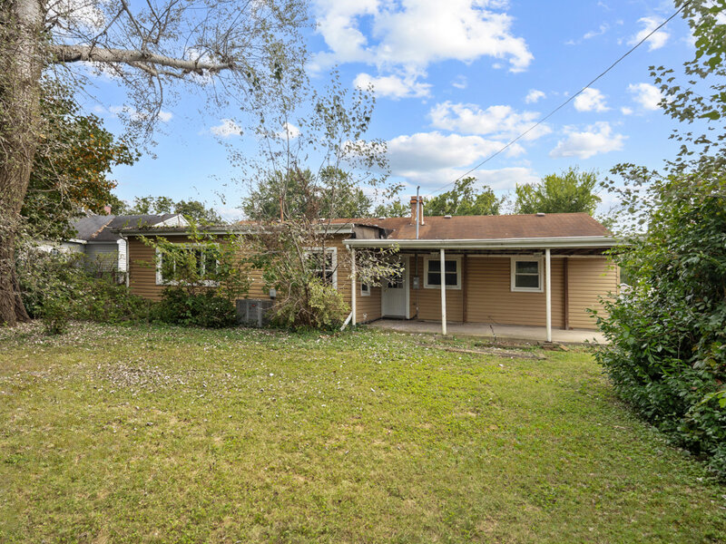 205 Hereford Drive Steger IL 60475