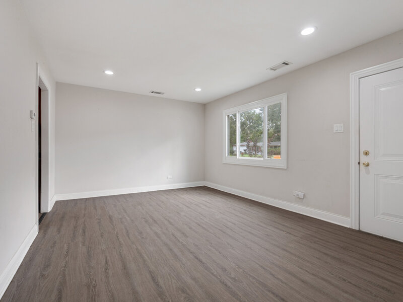 205 Hereford Drive Steger IL 60475