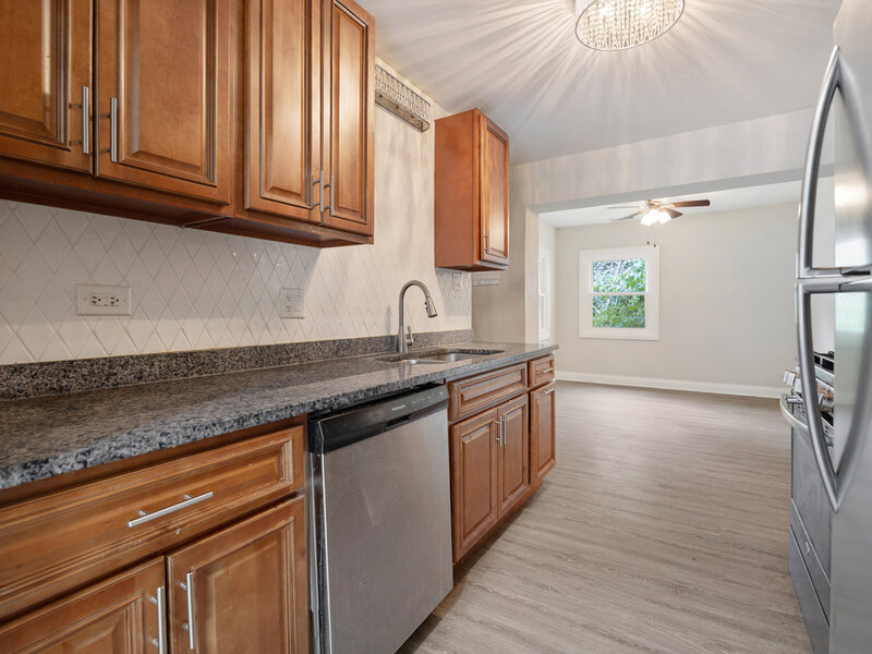 205 Hereford Drive Steger IL 60475