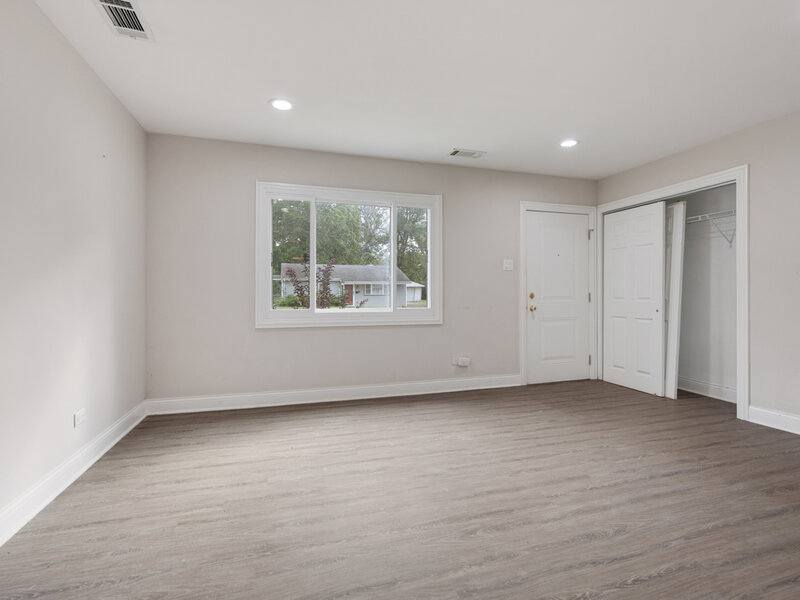 205 Hereford Drive Steger IL 60475