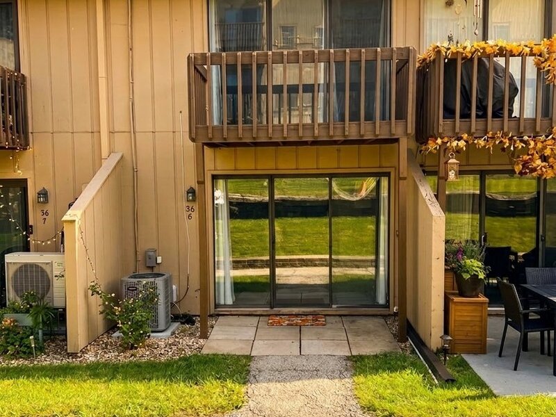 56 Vail Colony Fox Lake IL 60020