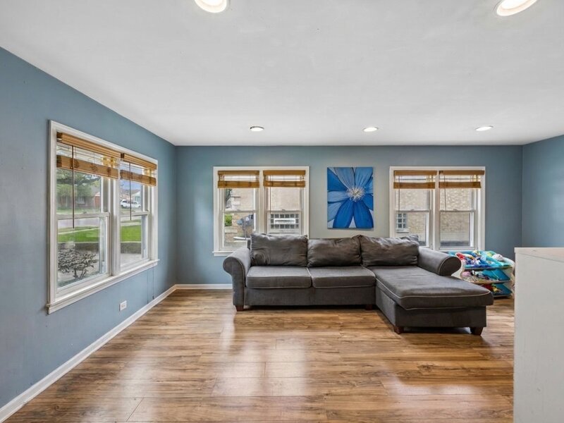 9824 S Campbell Avenue Evergreen Park IL 60805