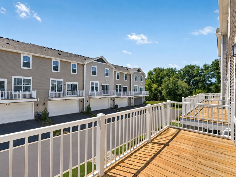 402 Cold Spring Street Algonquin IL 60102