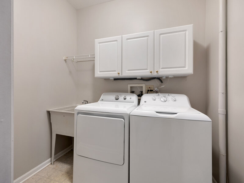 1451 Richmond Lane Algonquin IL 60102